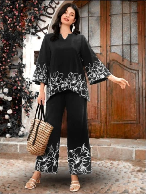 Embroidered tunic with wide-leg pants