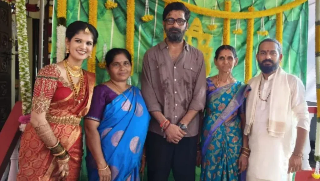 Chaitra Kundapur Family